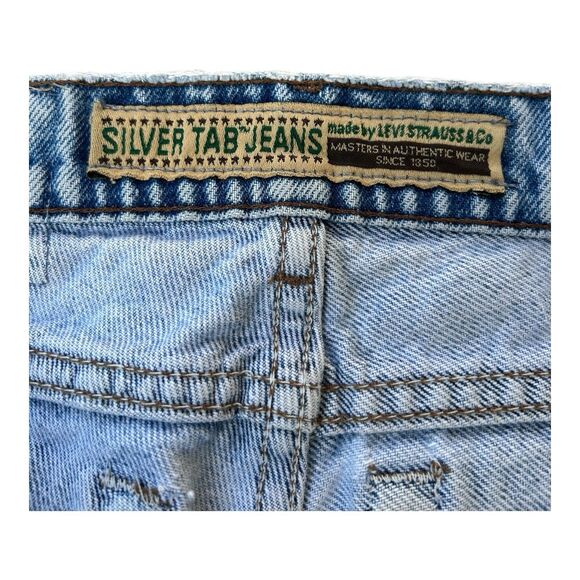 Vintage Levi’s SilverTab Jeans 28x33 Light Wash Button Fly Made USA 1991 - Picture 7 of 10